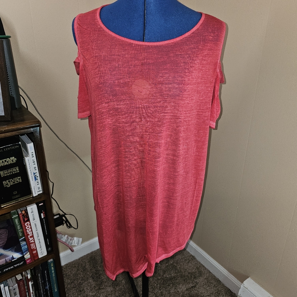 Rock & Republic Sheer Red Cold Shoulder Large Top